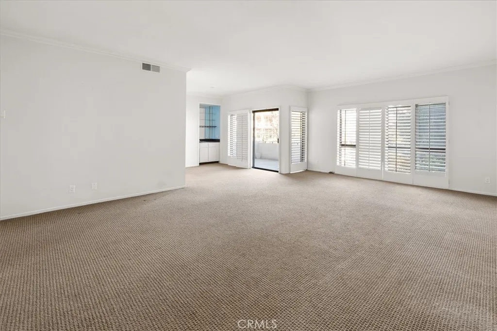 647 Wilcox Avenue 2g, Los Angeles, California 90004 home-pic-26